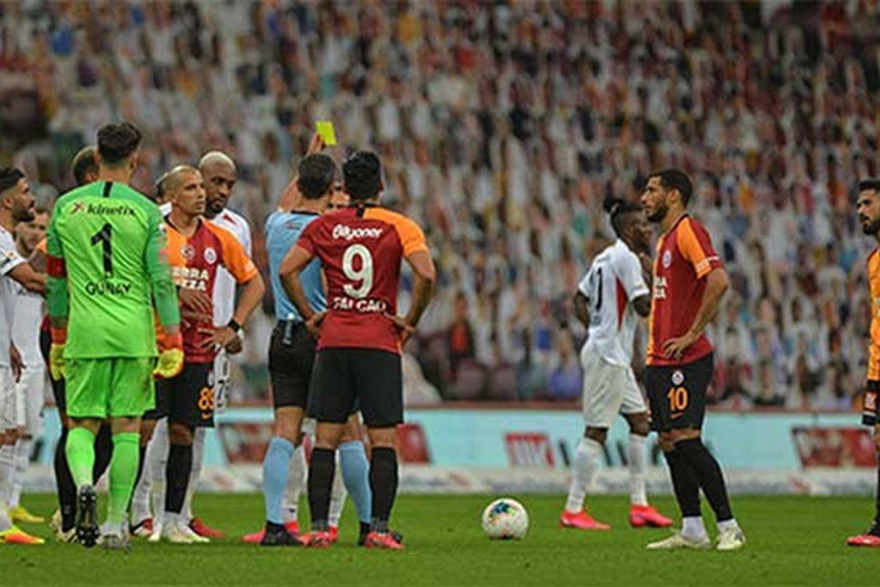 Galatasaray uzatmada '6 saniye kuralı'na takıldı: 3-3